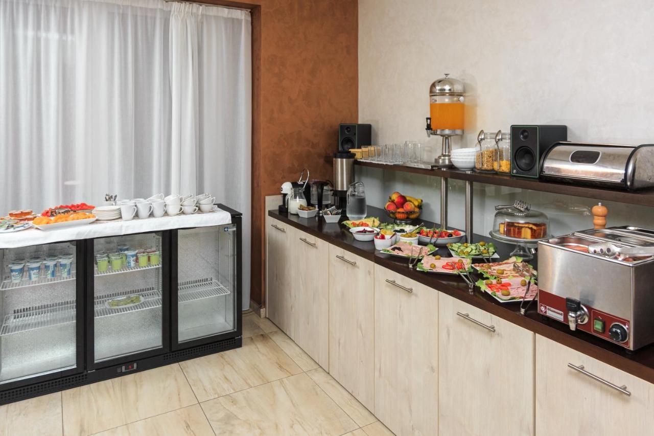 Hotel Maksim Herceg Novi Luaran gambar