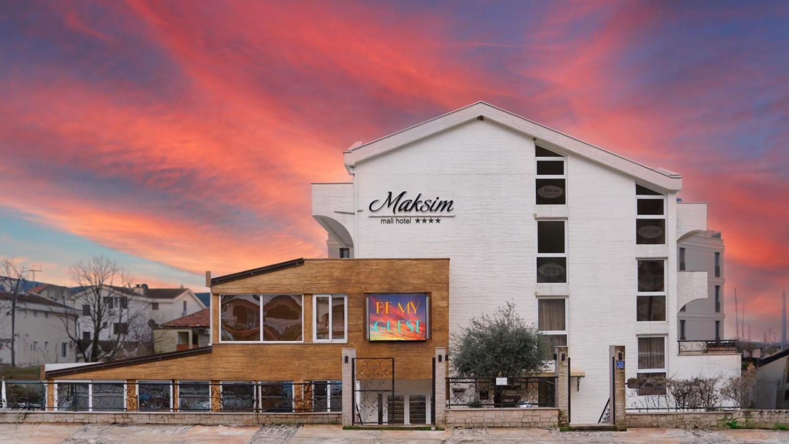 Hotel Maksim Herceg Novi Luaran gambar