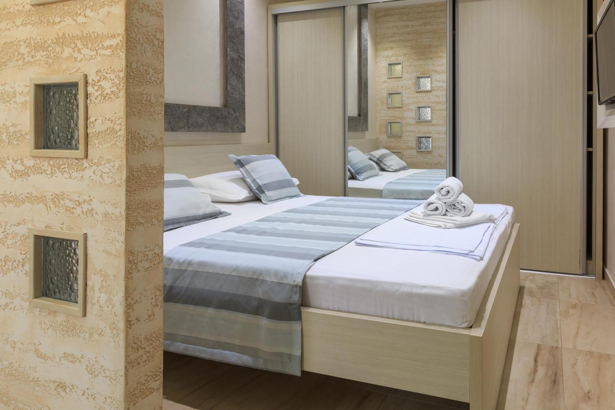 Hotel Maksim Herceg Novi Luaran gambar