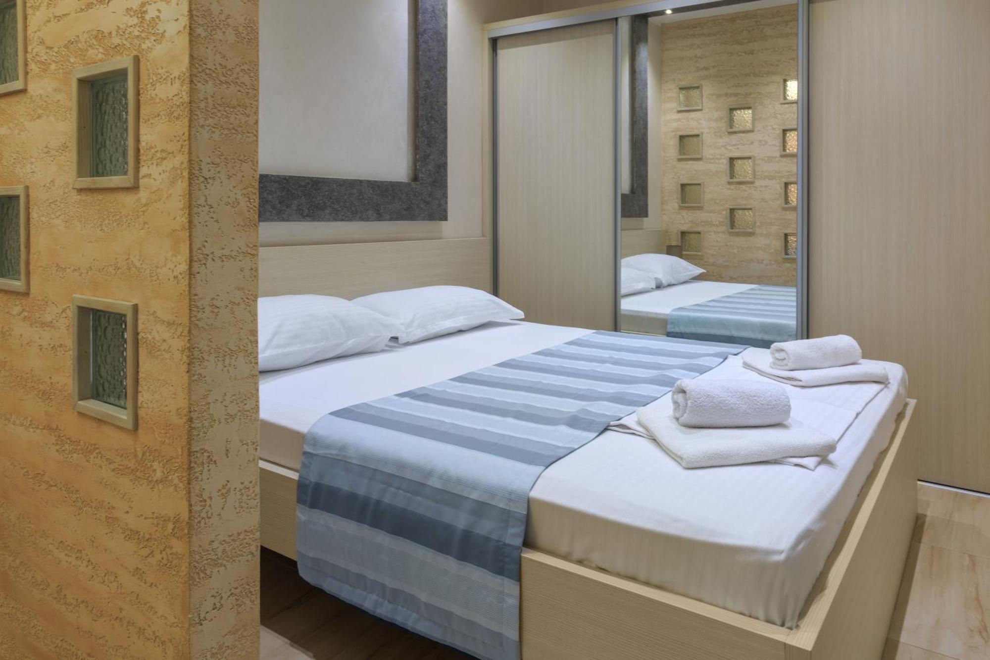 Hotel Maksim Herceg Novi Luaran gambar