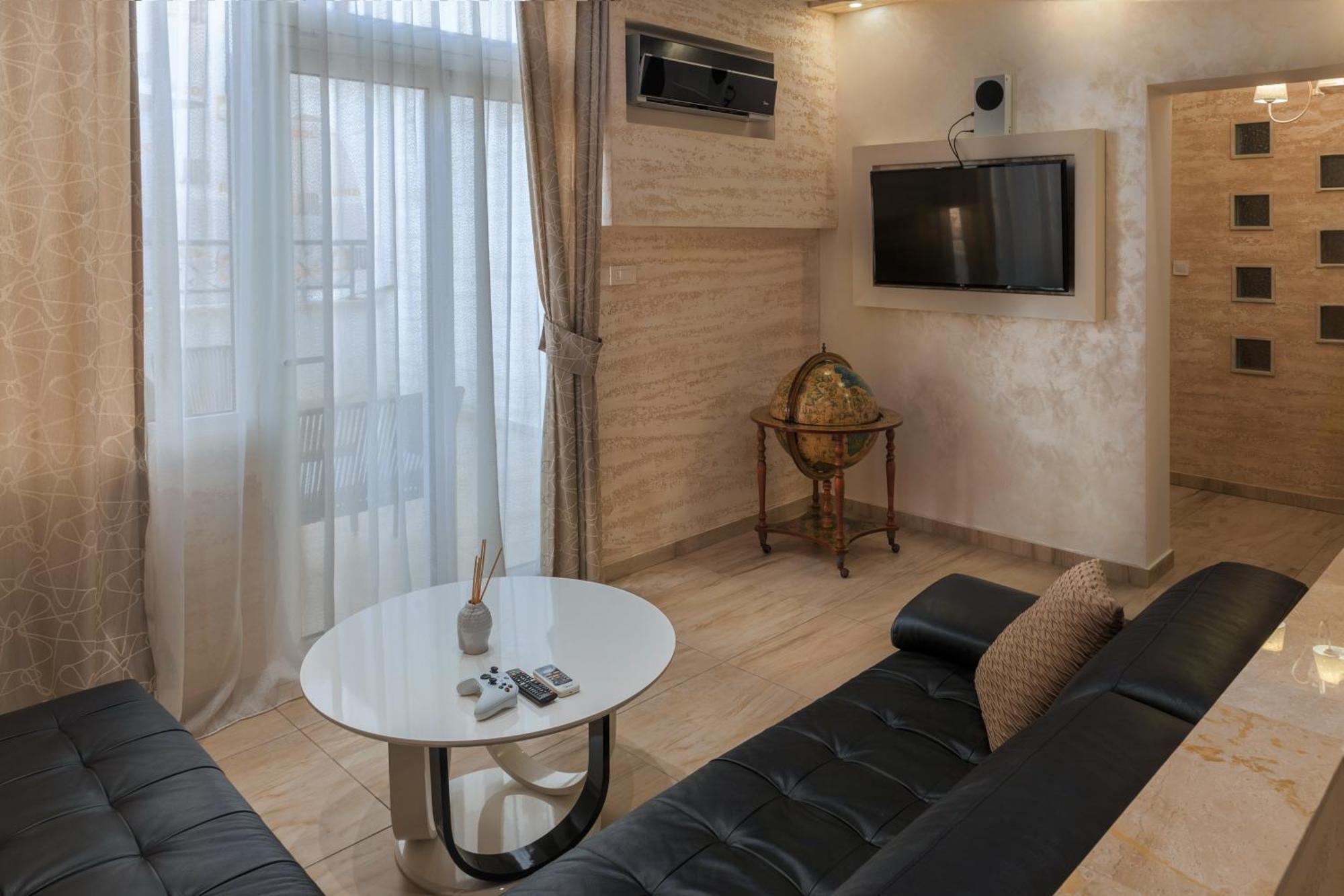 Hotel Maksim Herceg Novi Luaran gambar