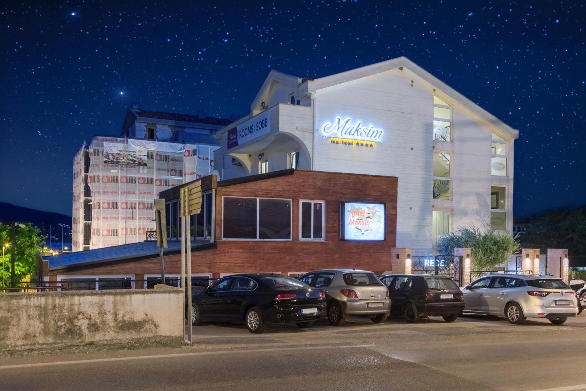 Hotel Maksim Herceg Novi Luaran gambar