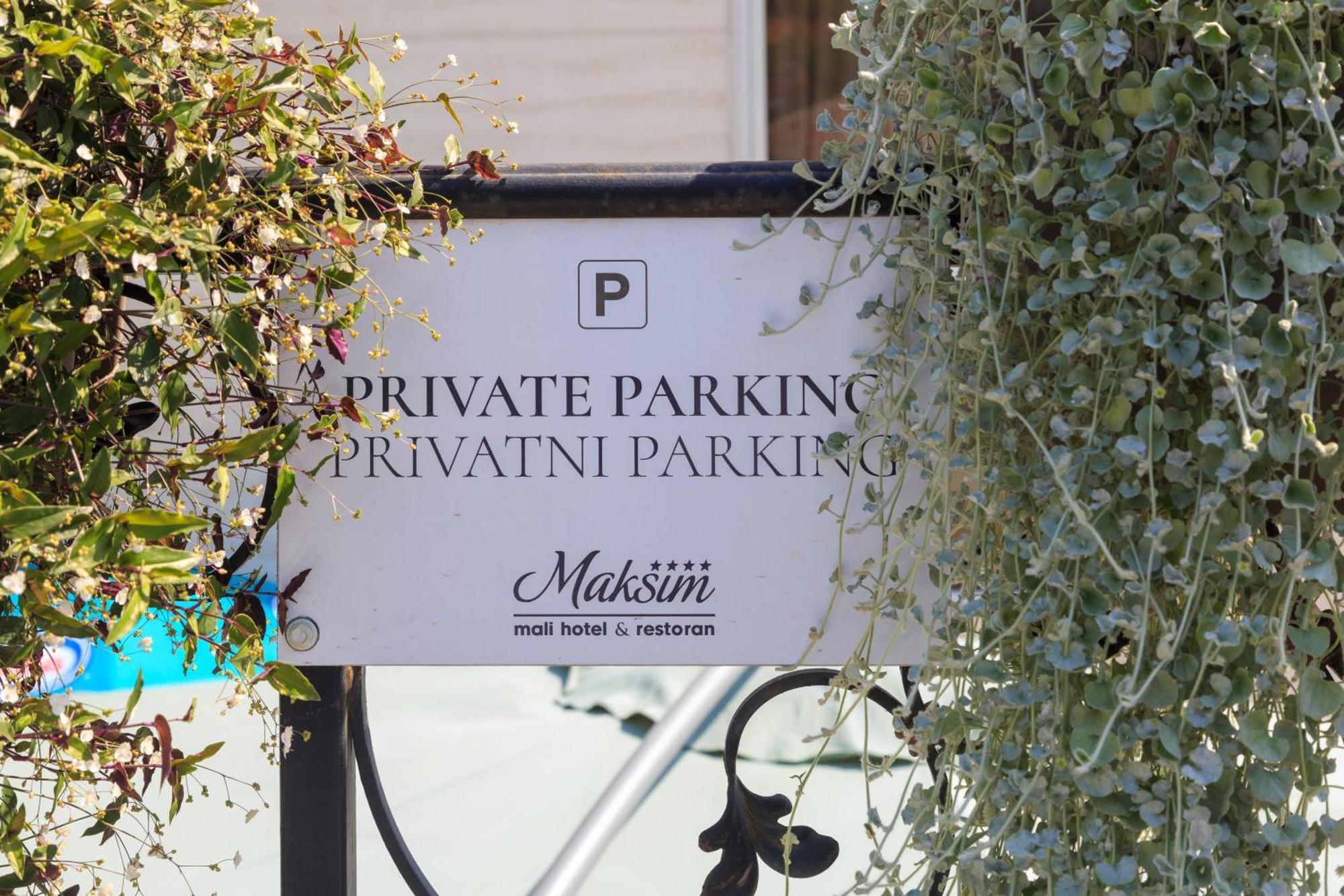 Hotel Maksim Herceg Novi Luaran gambar