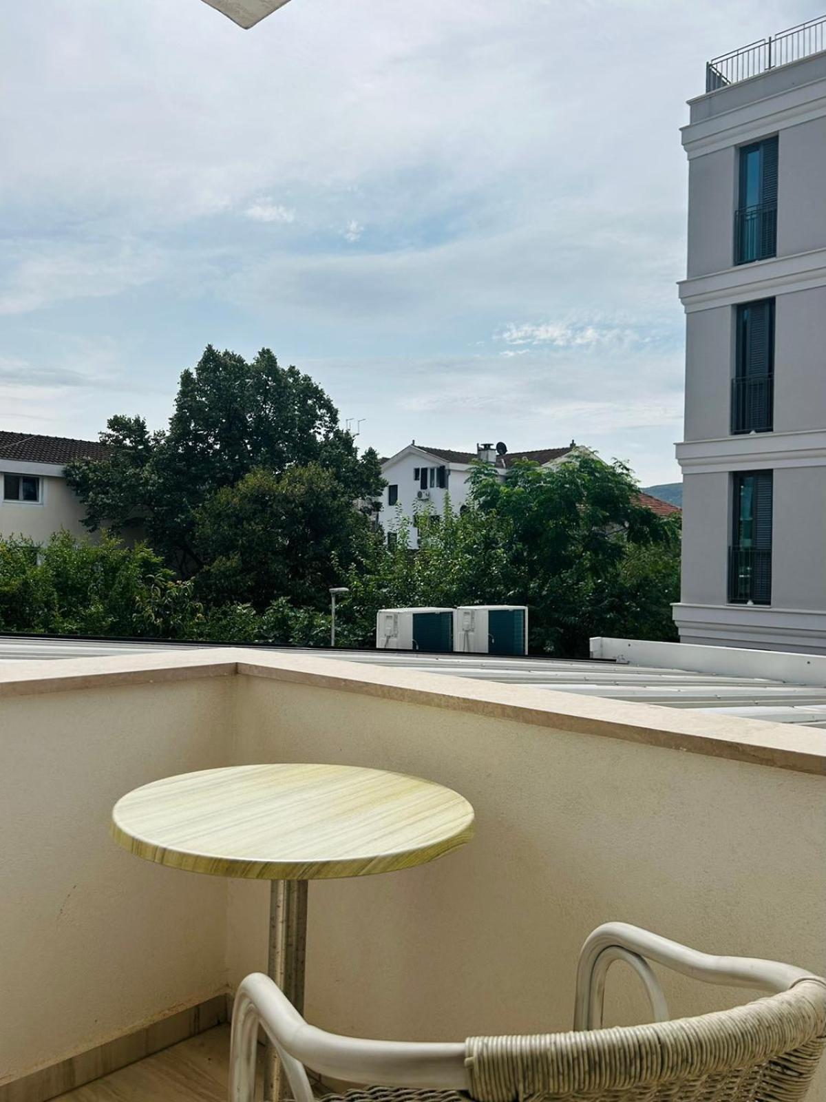 Hotel Maksim Herceg Novi Luaran gambar