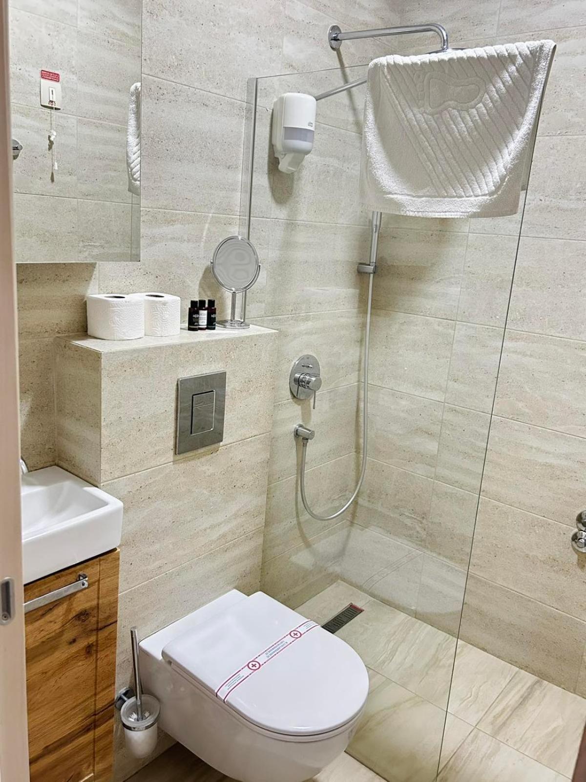 Hotel Maksim Herceg Novi Luaran gambar